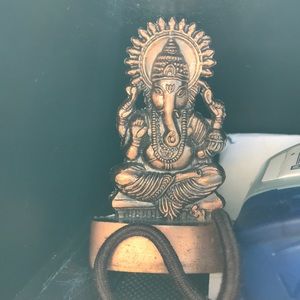 Meet your Posher, Rina